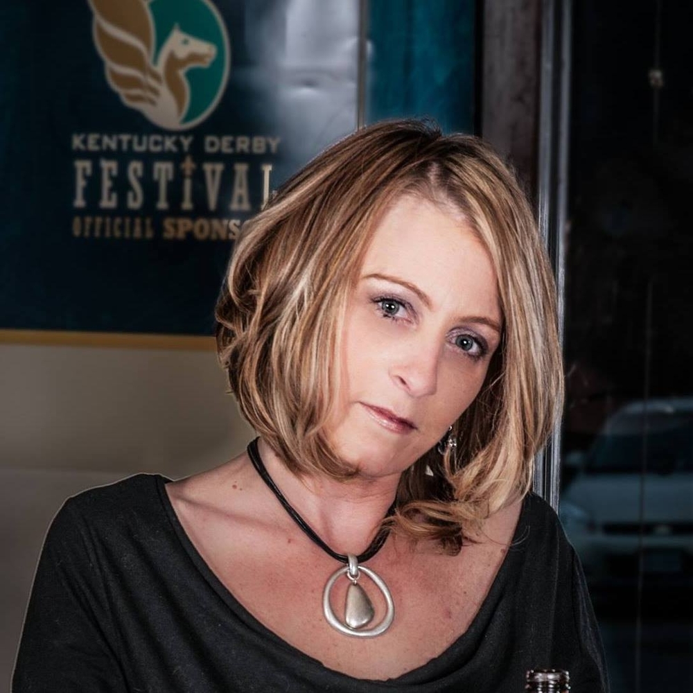 Meet your Posher, Connie